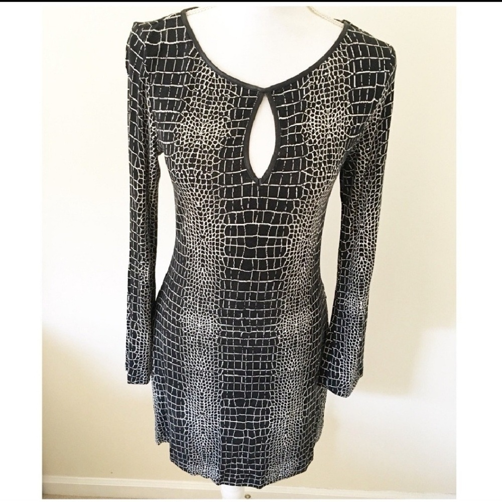 TART classy, peak-a-boo printed dress